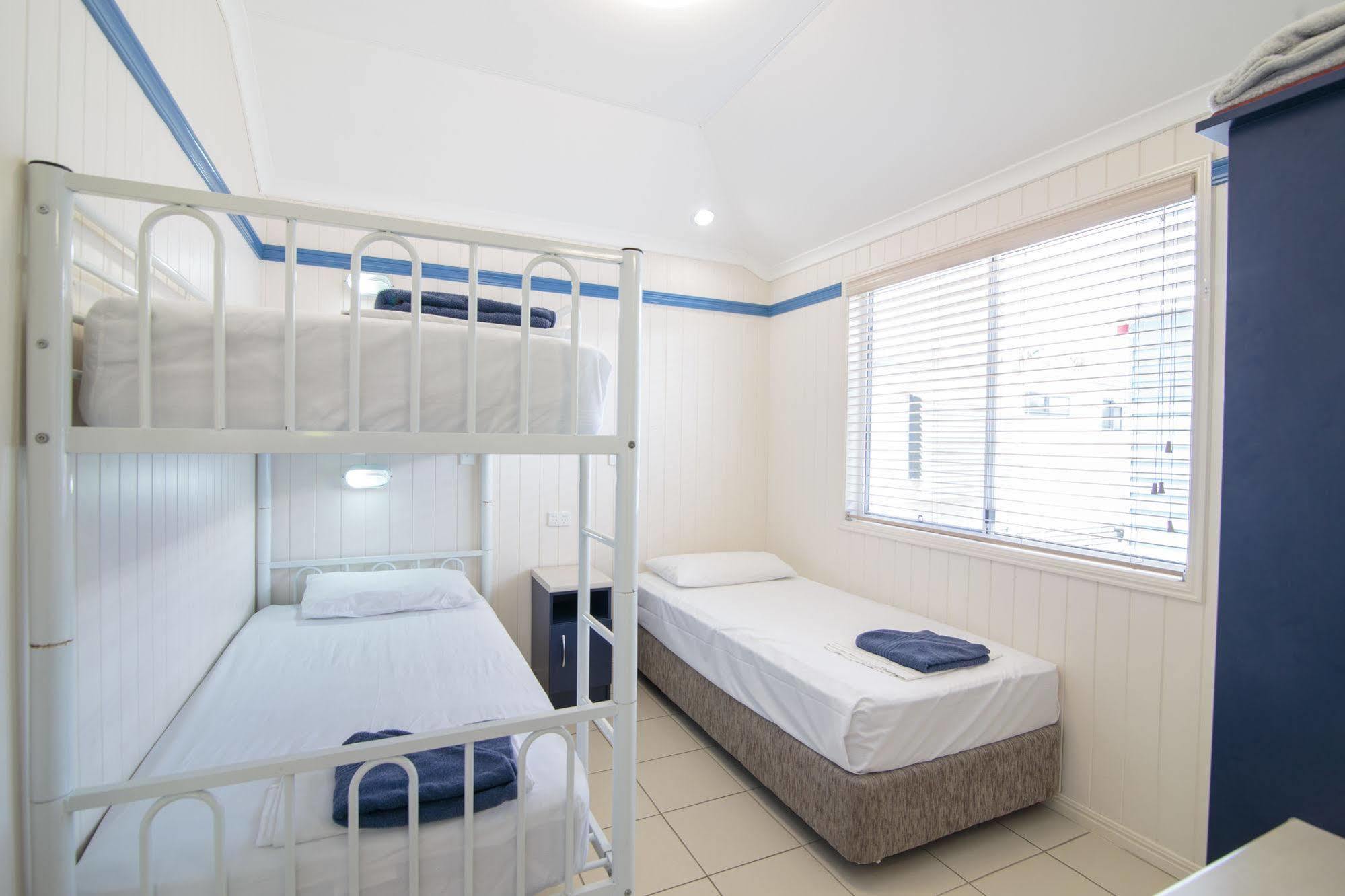 Maroochydore Cabins Hotel Bagian luar foto